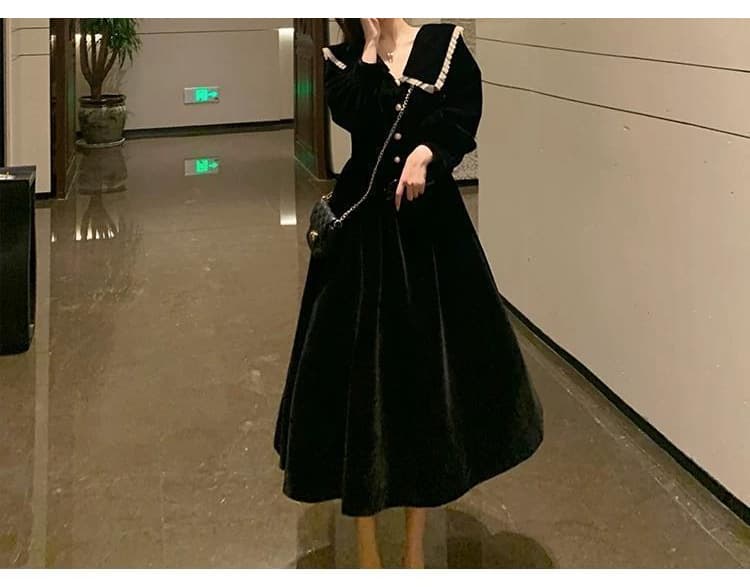 黒ドレス パフスリーブベルベットワンピース