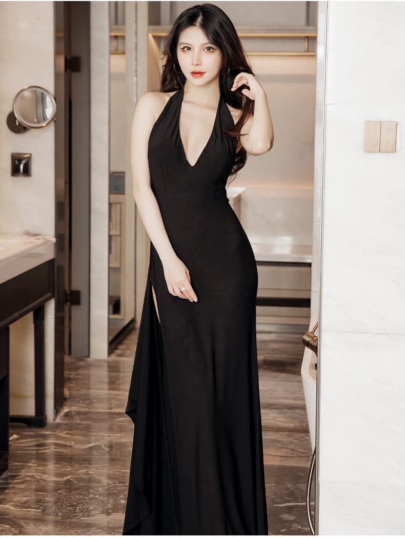 黒ドレス 優美な華麗さ ホルターネック ロングドレス